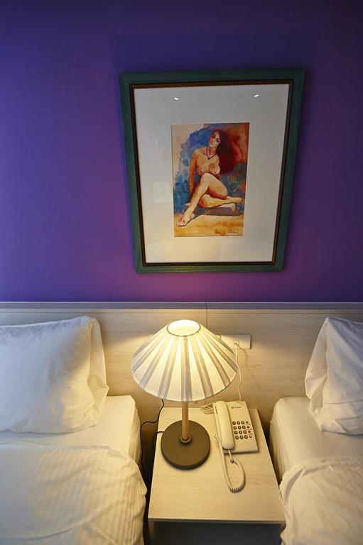 Lily Hotel Kao-siung Exteriér fotografie